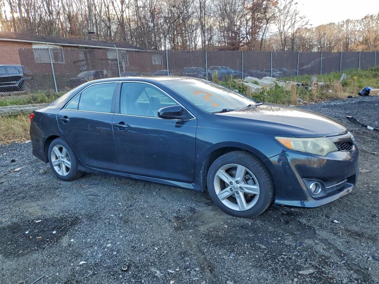 Lot #3301857017 2014 TOYOTA CAMRY L