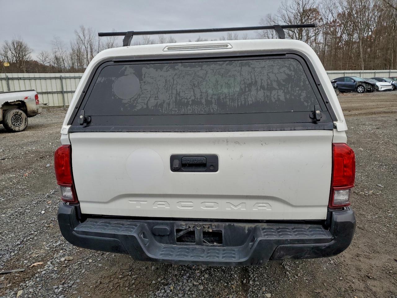 TOYOTA TACOMA ACCESS CAB