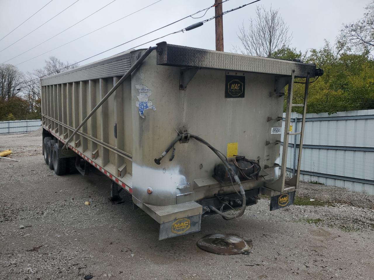 Lot #3291398132 2005 MAC UNKNOWN