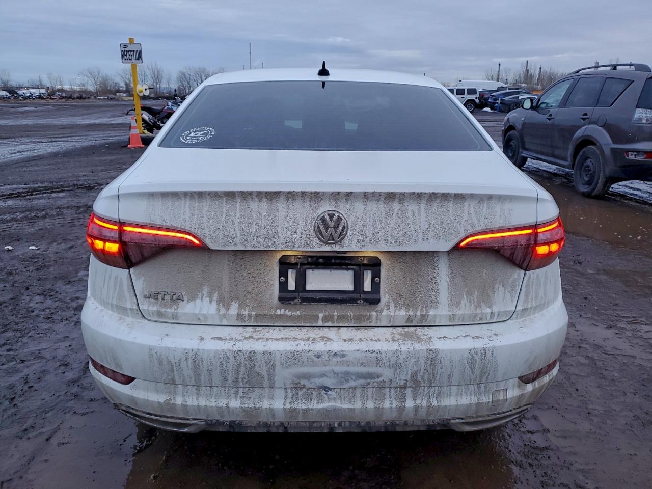 VOLKSWAGEN JETTA HIGHLINE