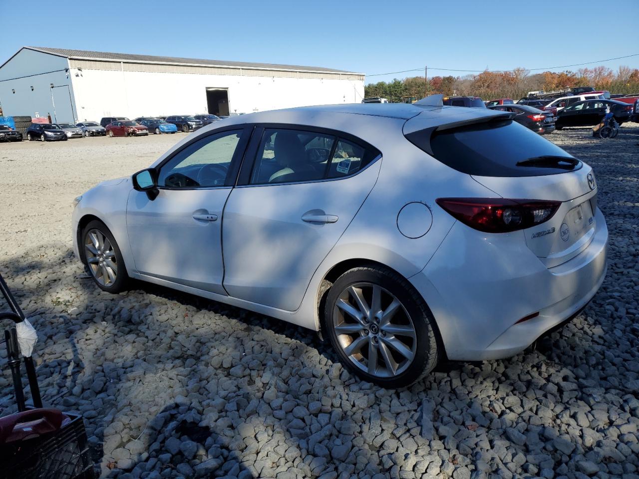 MAZDA 3 GRAND TOURING