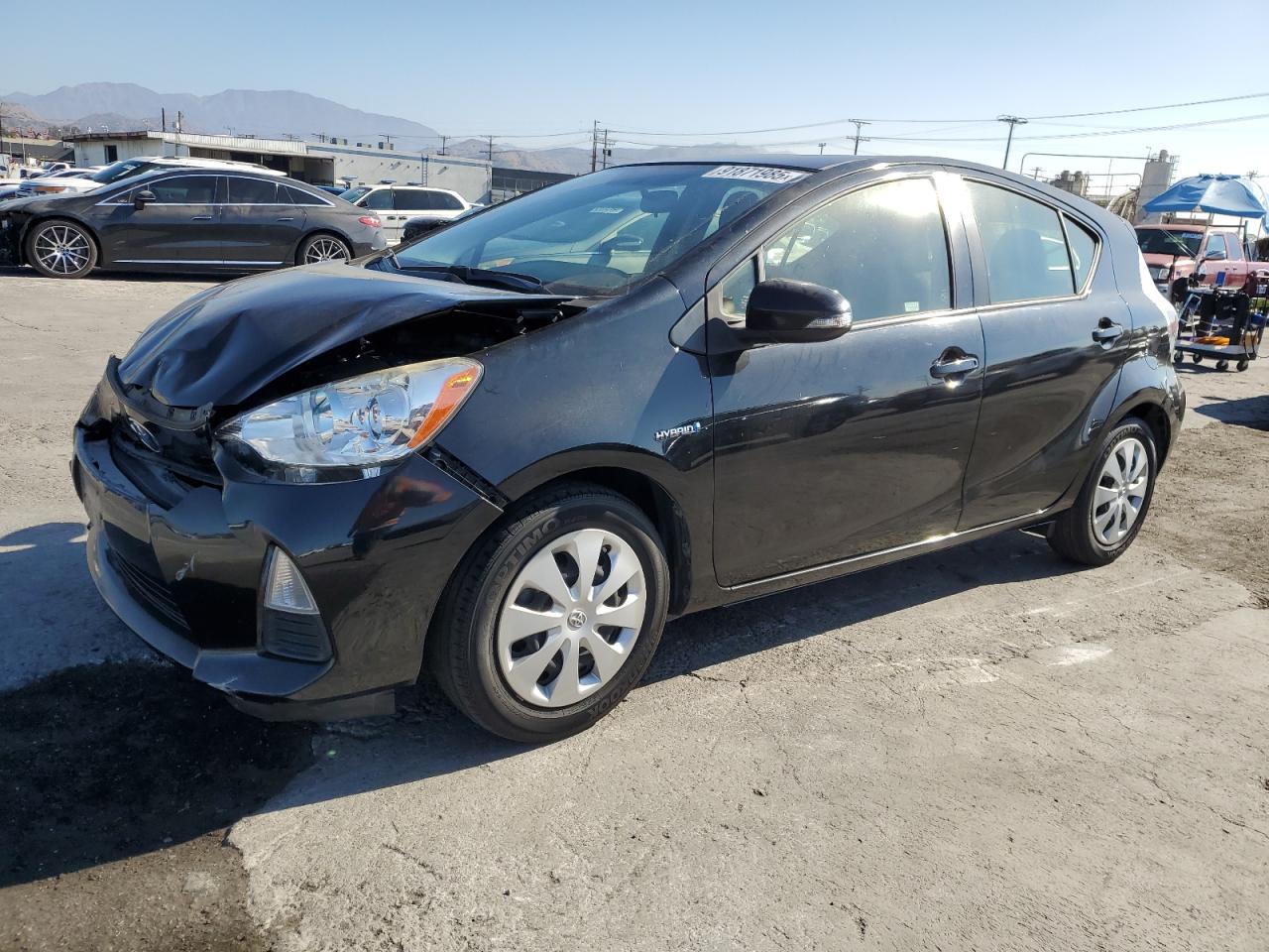 TOYOTA PRIUS C