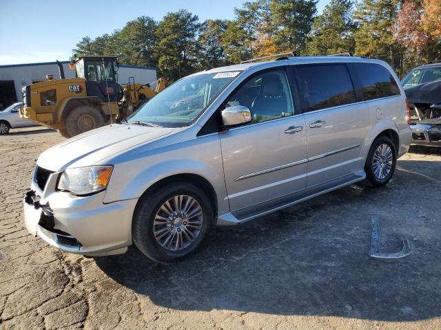 Global Auto Auctions: 2011 CHRYSLER TOWN & COU