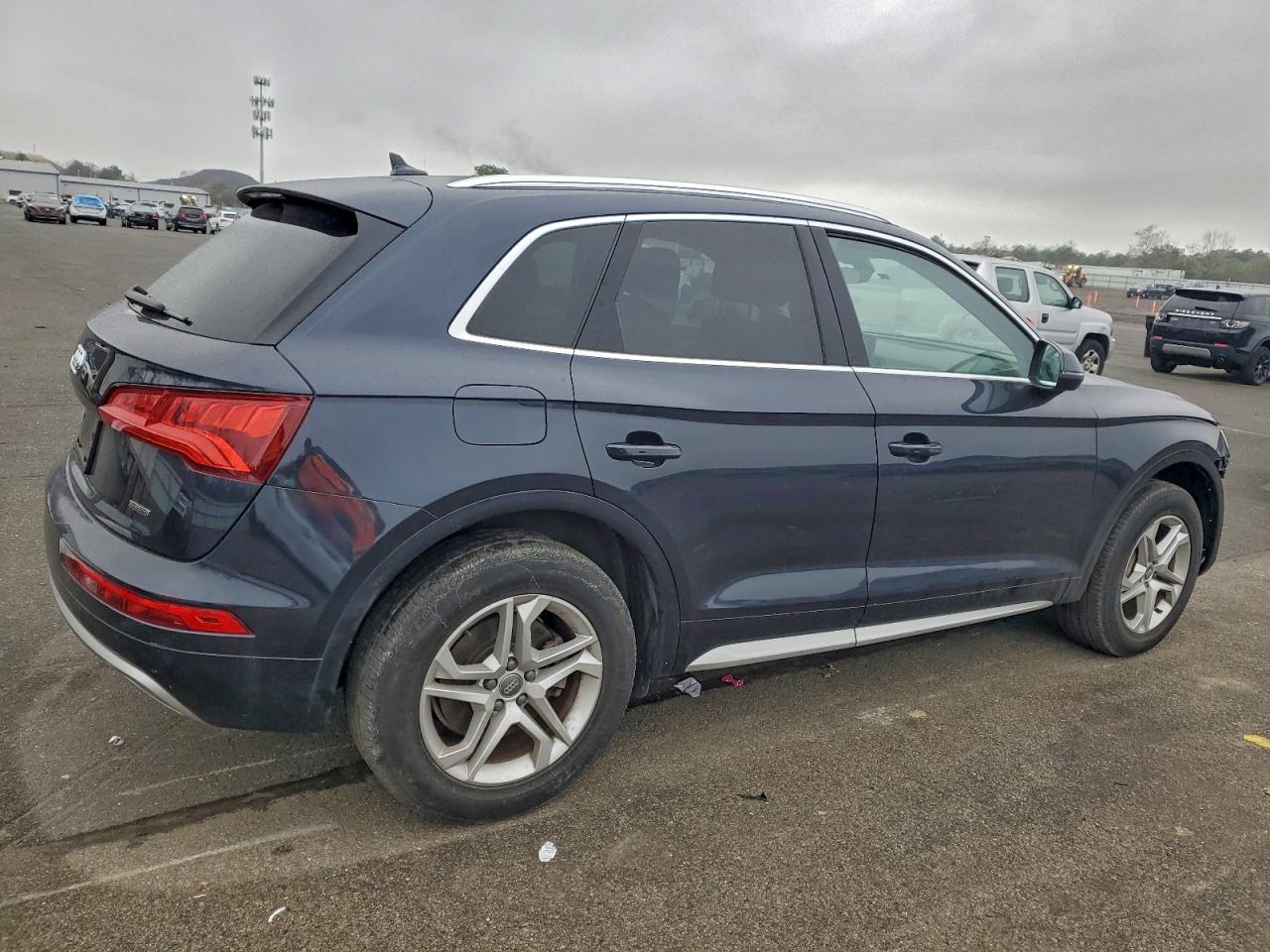 AUDI Q5 PREMIUM