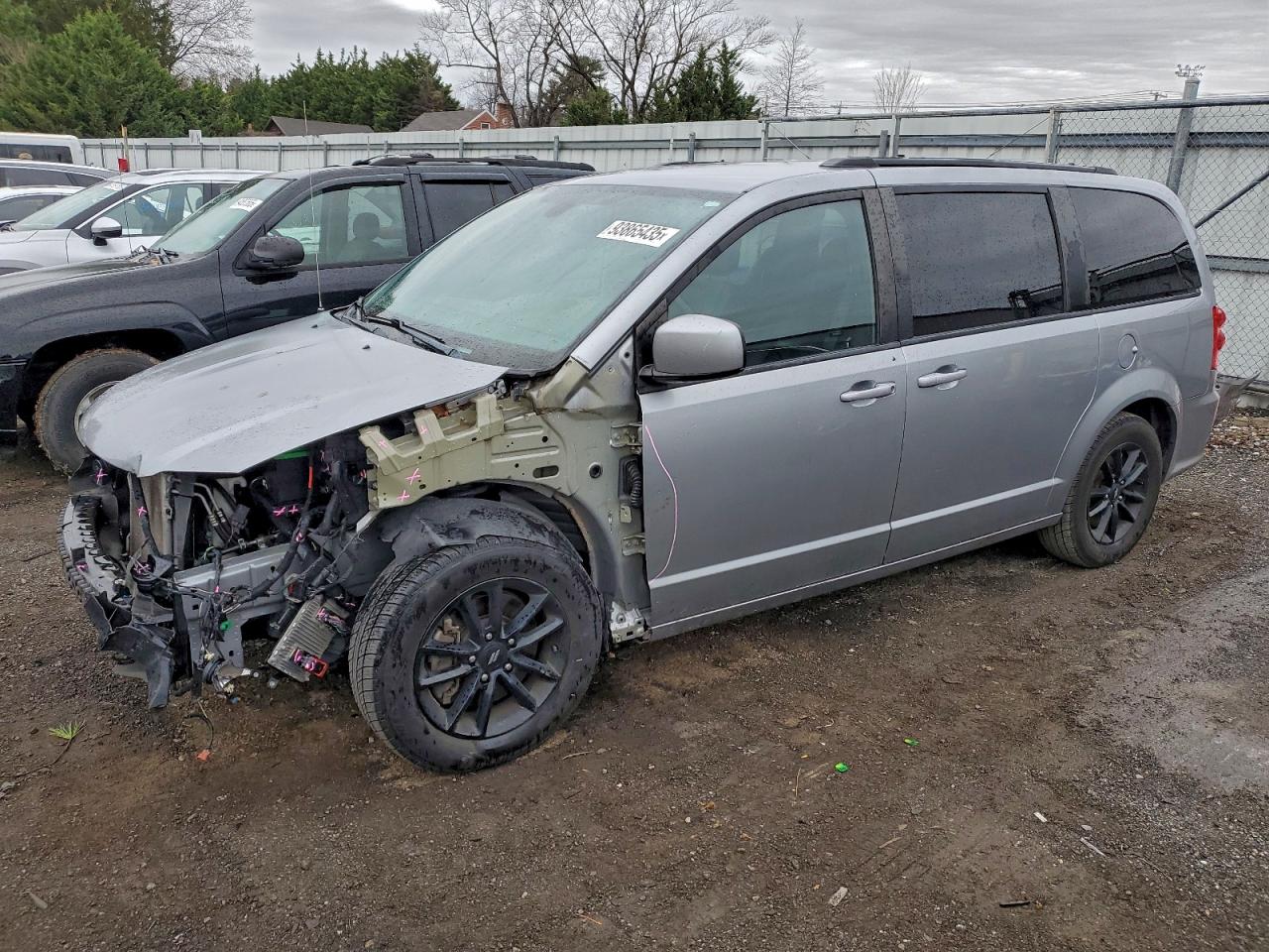 Lot #3302852886 2019 DODGE GRAND CARA