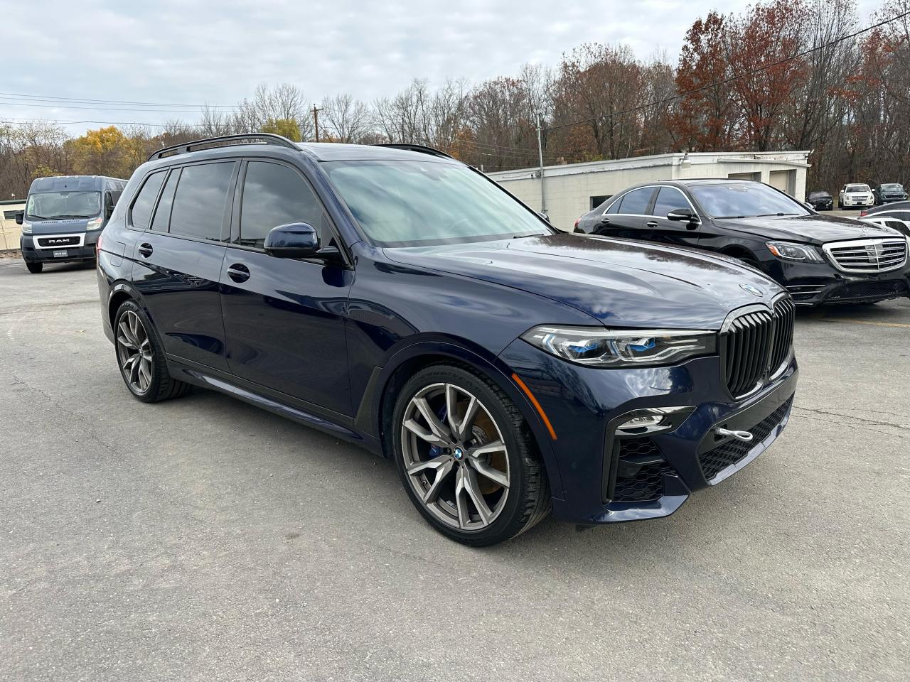 BMW X7 M50I