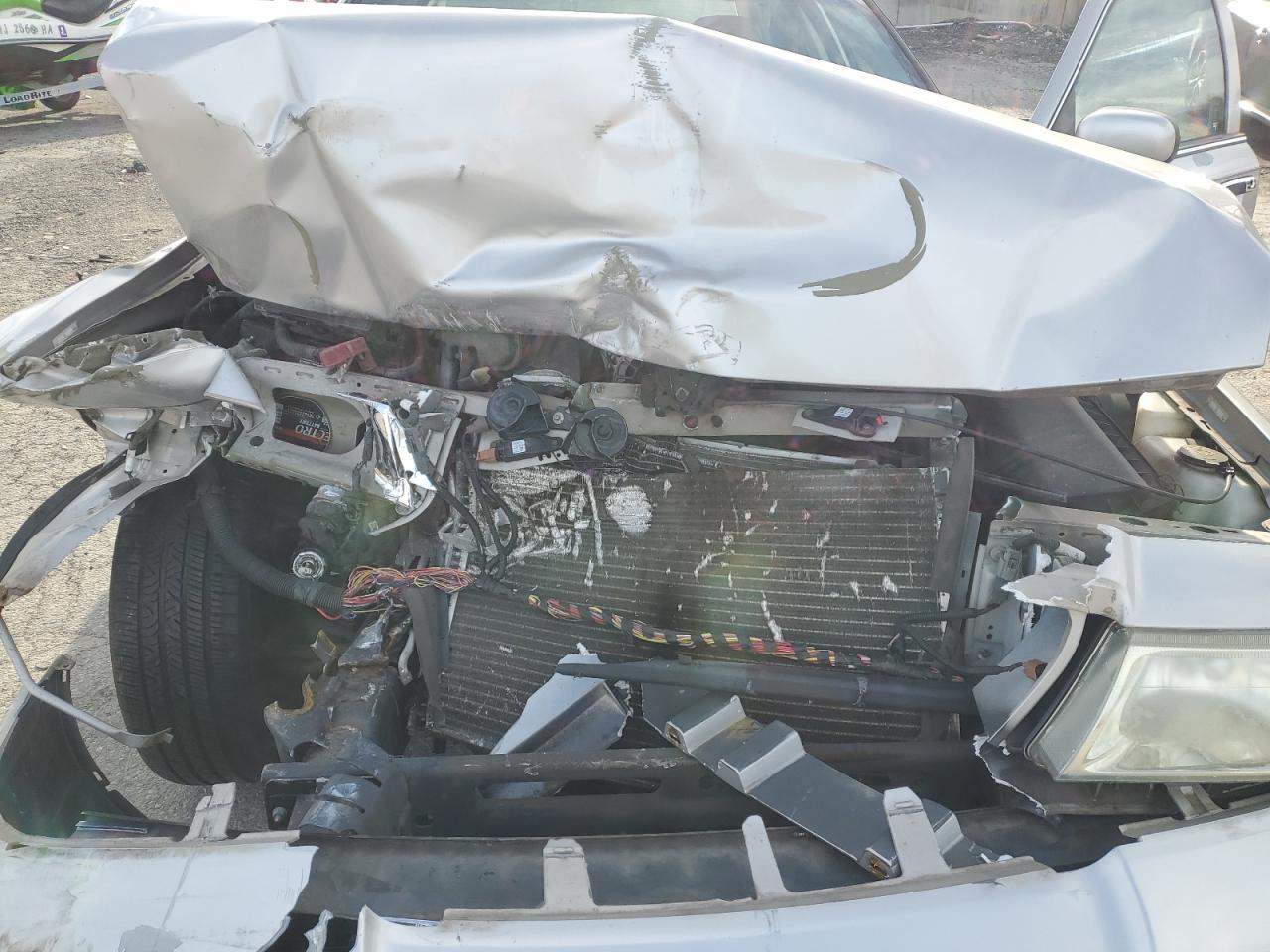 Lot #3318871021 2005 MERCURY GRAND MARQ