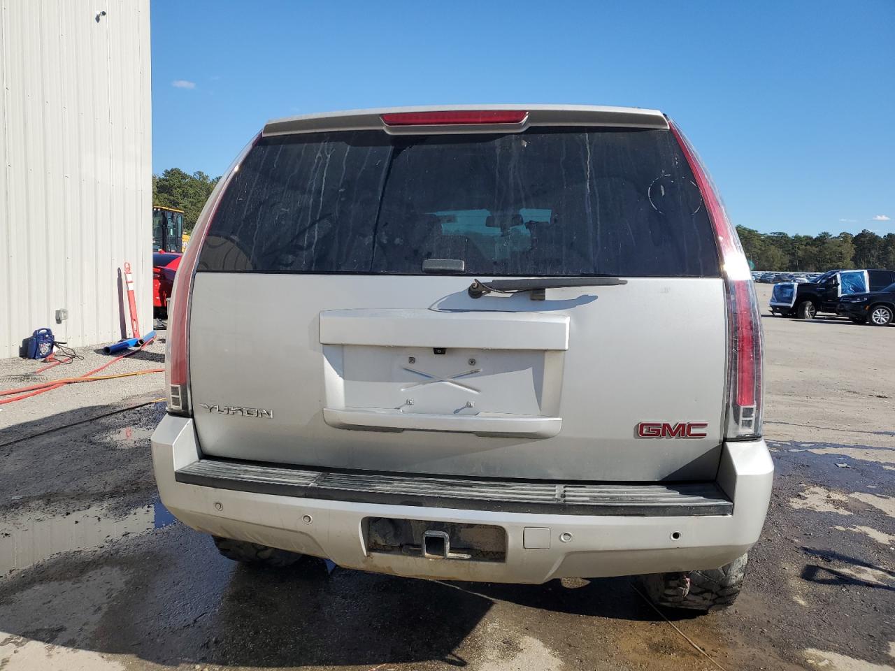 GMC YUKON SLT