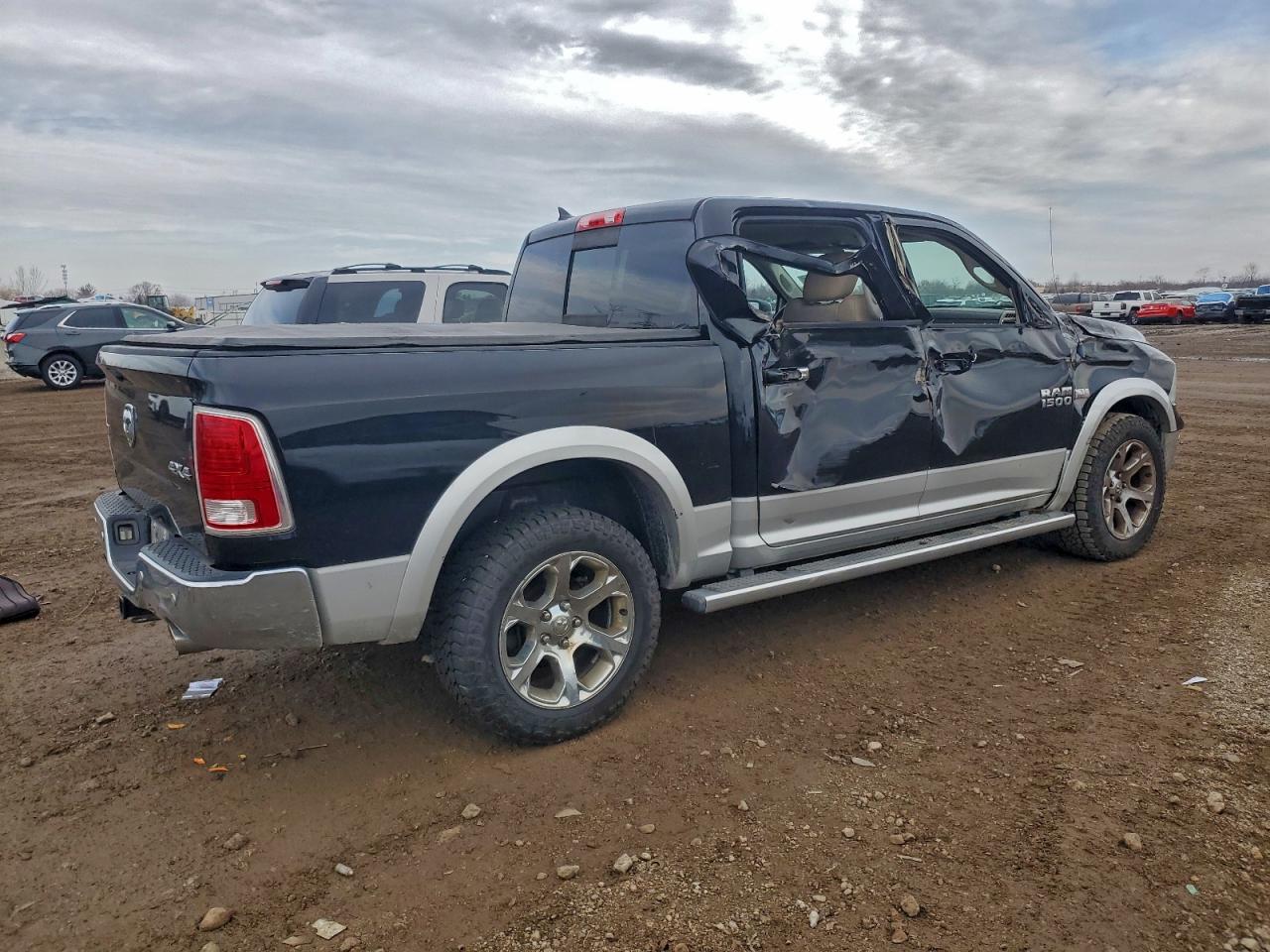 RAM 1500 LARAMIE