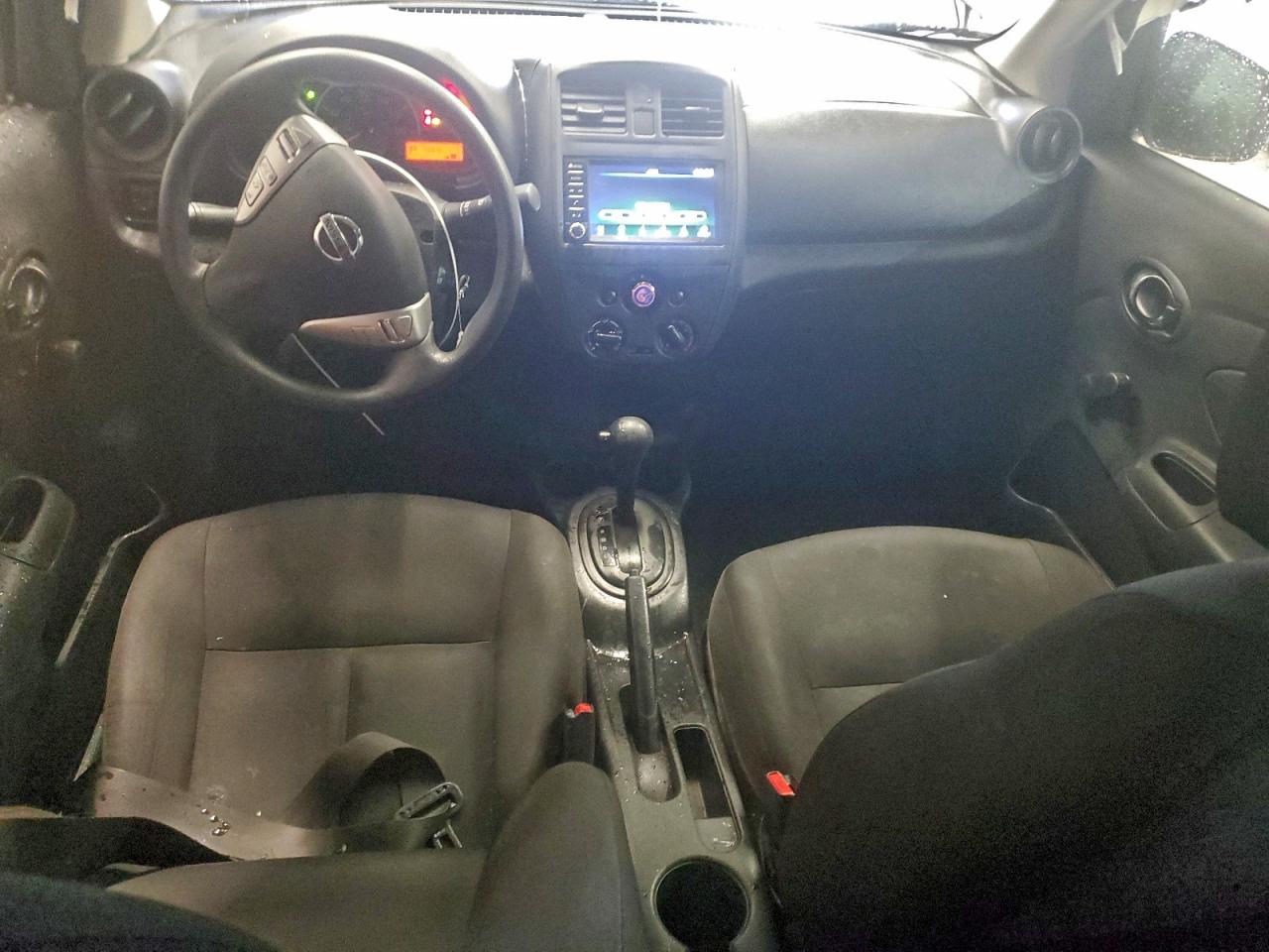 Lot #3302889899 2019 NISSAN VERSA S