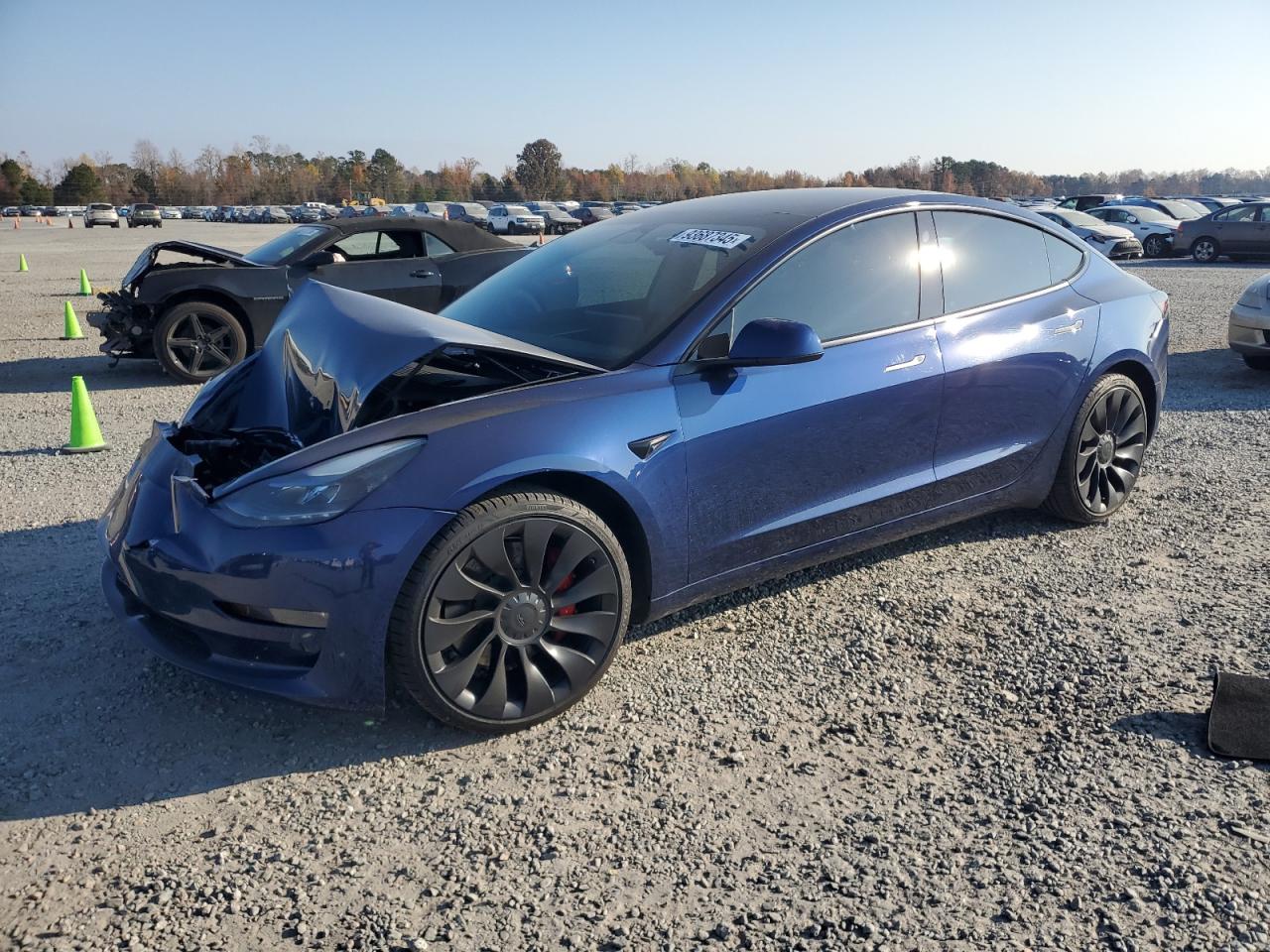 TESLA MODEL 3