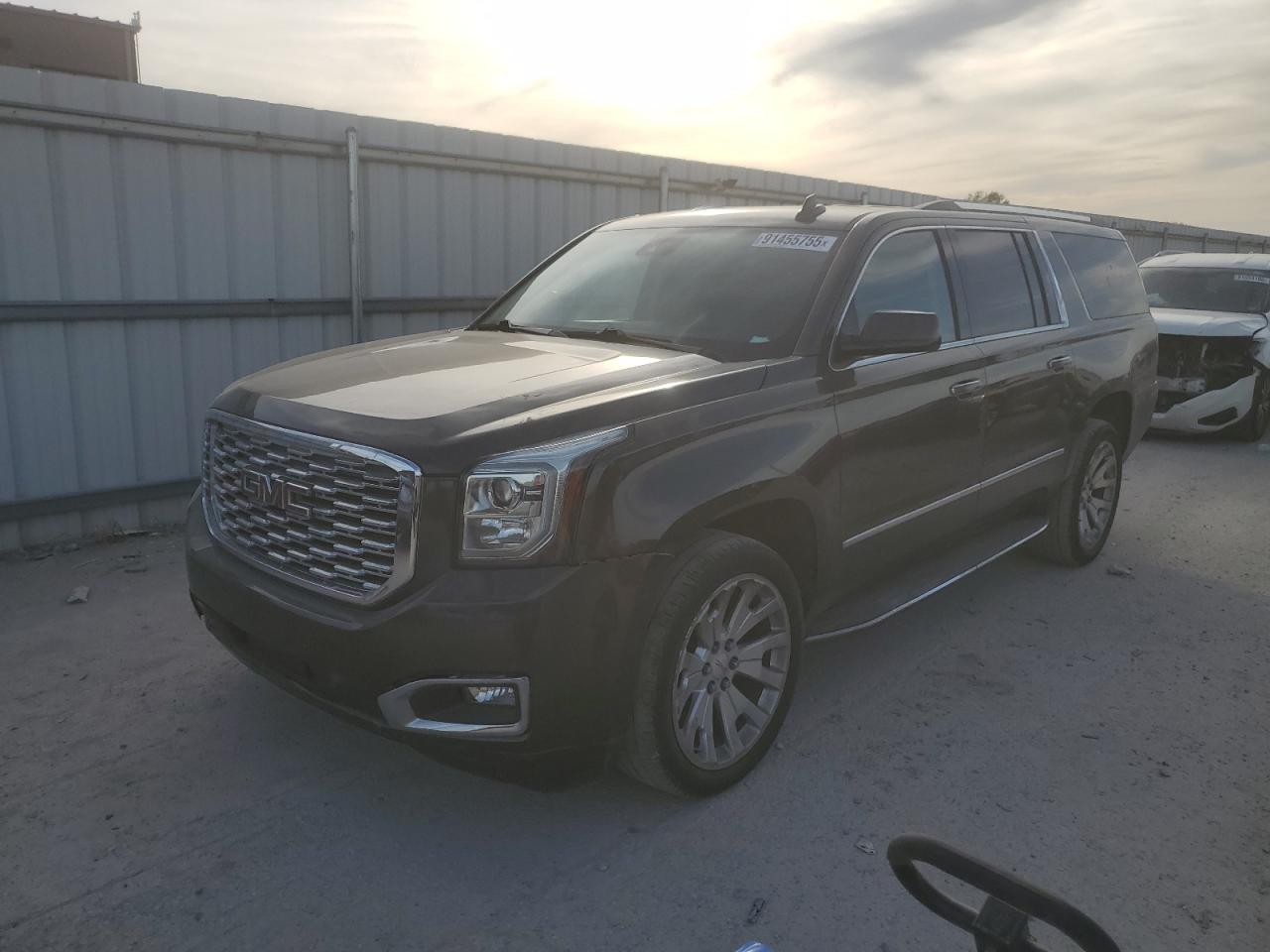 GMC YUKON DENALI