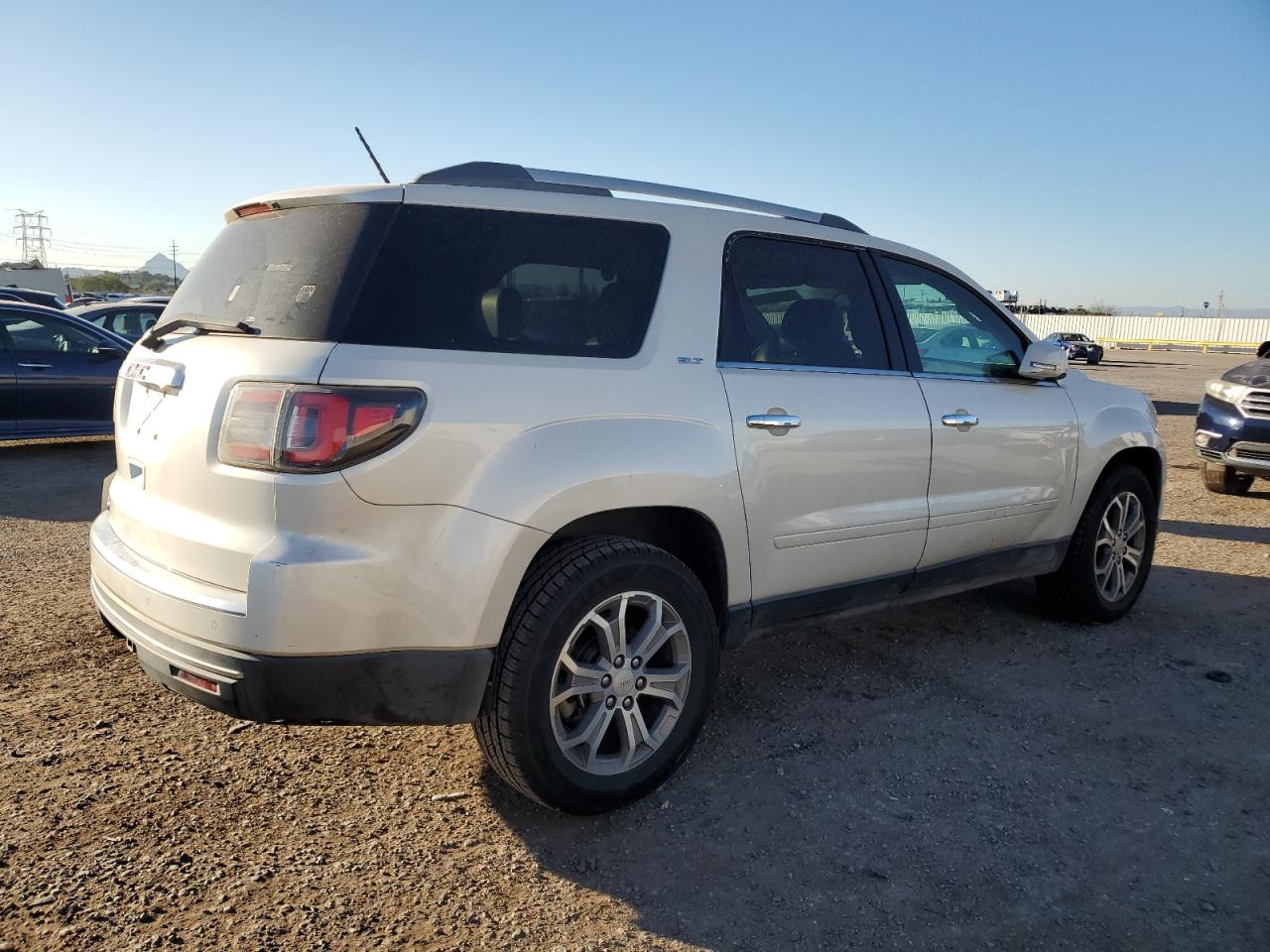 GMC ACADIA SLT-1