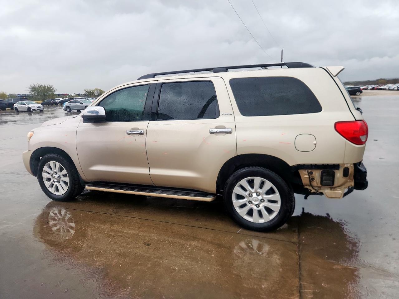 TOYOTA SEQUOIA PLATINUM