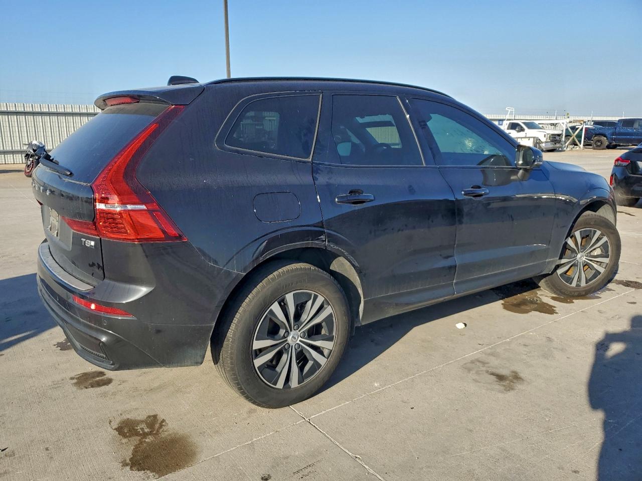 VOLVO XC60 CORE