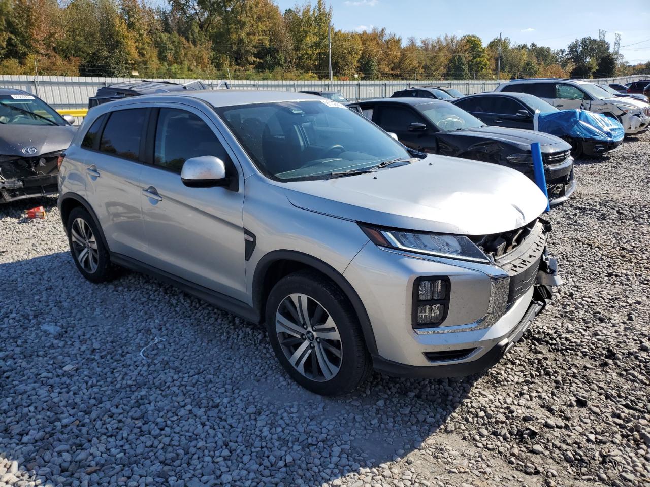 MITSUBISHI OUTLANDER ES