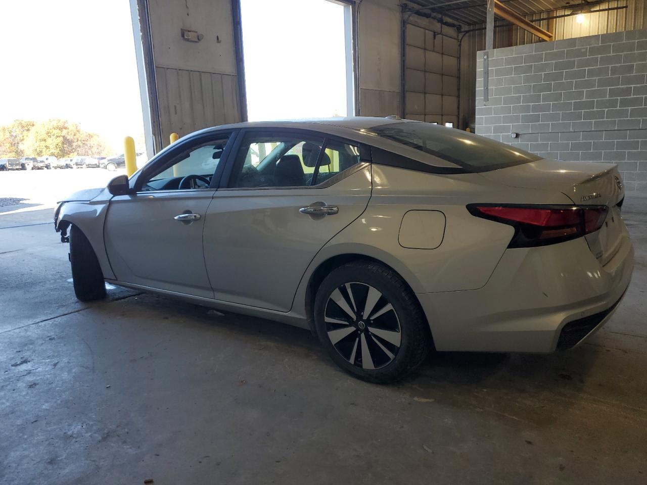 Lot #3301668652 2022 NISSAN ALTIMA SV