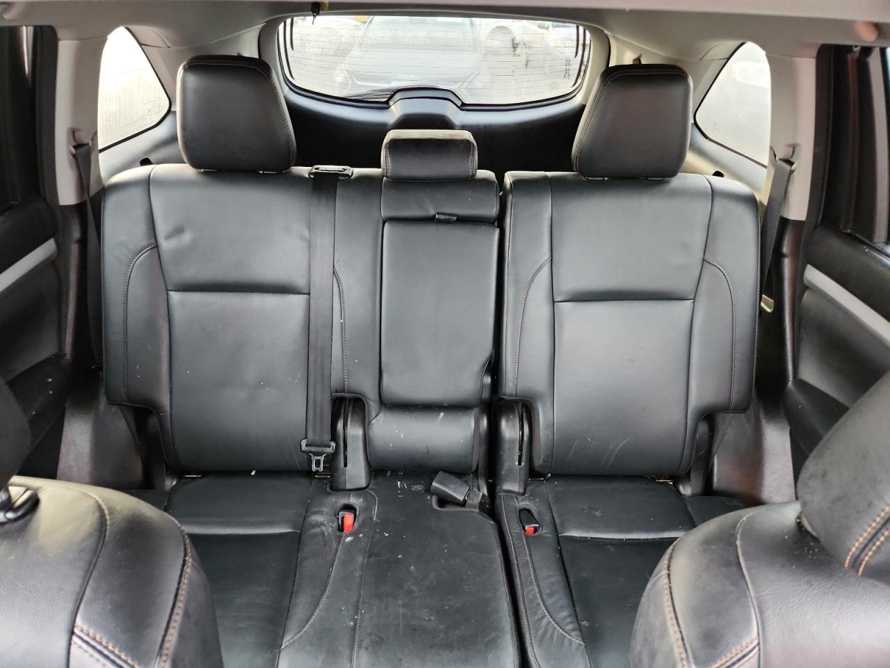 TOYOTA HIGHLANDER SE