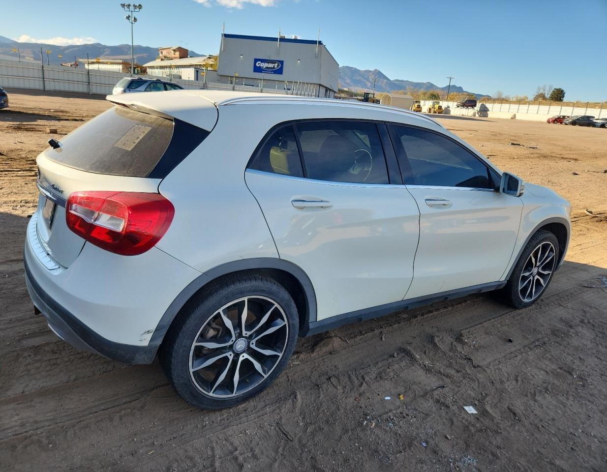 MERCEDES-BENZ GLA-CLASS 250 4MATIC