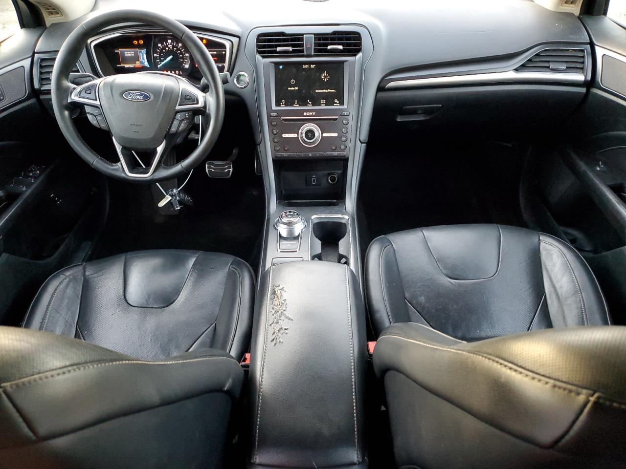 FORD FUSION TITANIUM PHEV