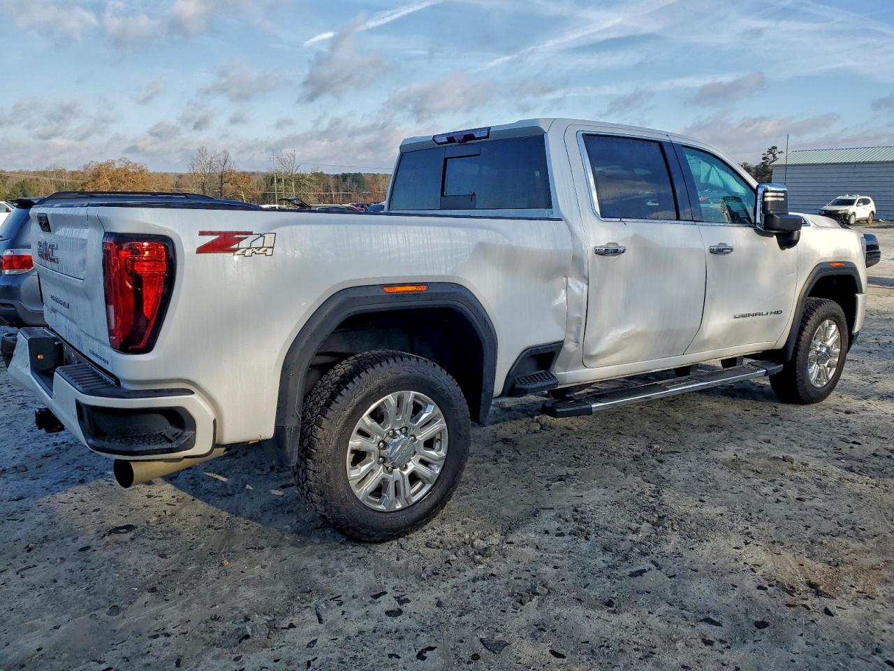 GMC SIERRA K2500 DENALI