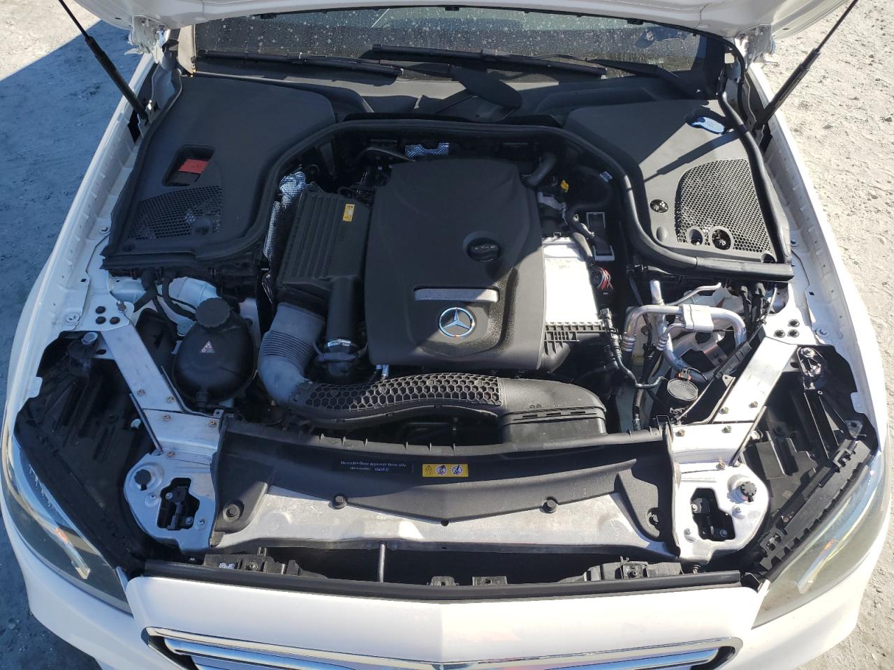 MERCEDES-BENZ E-CLASS 300