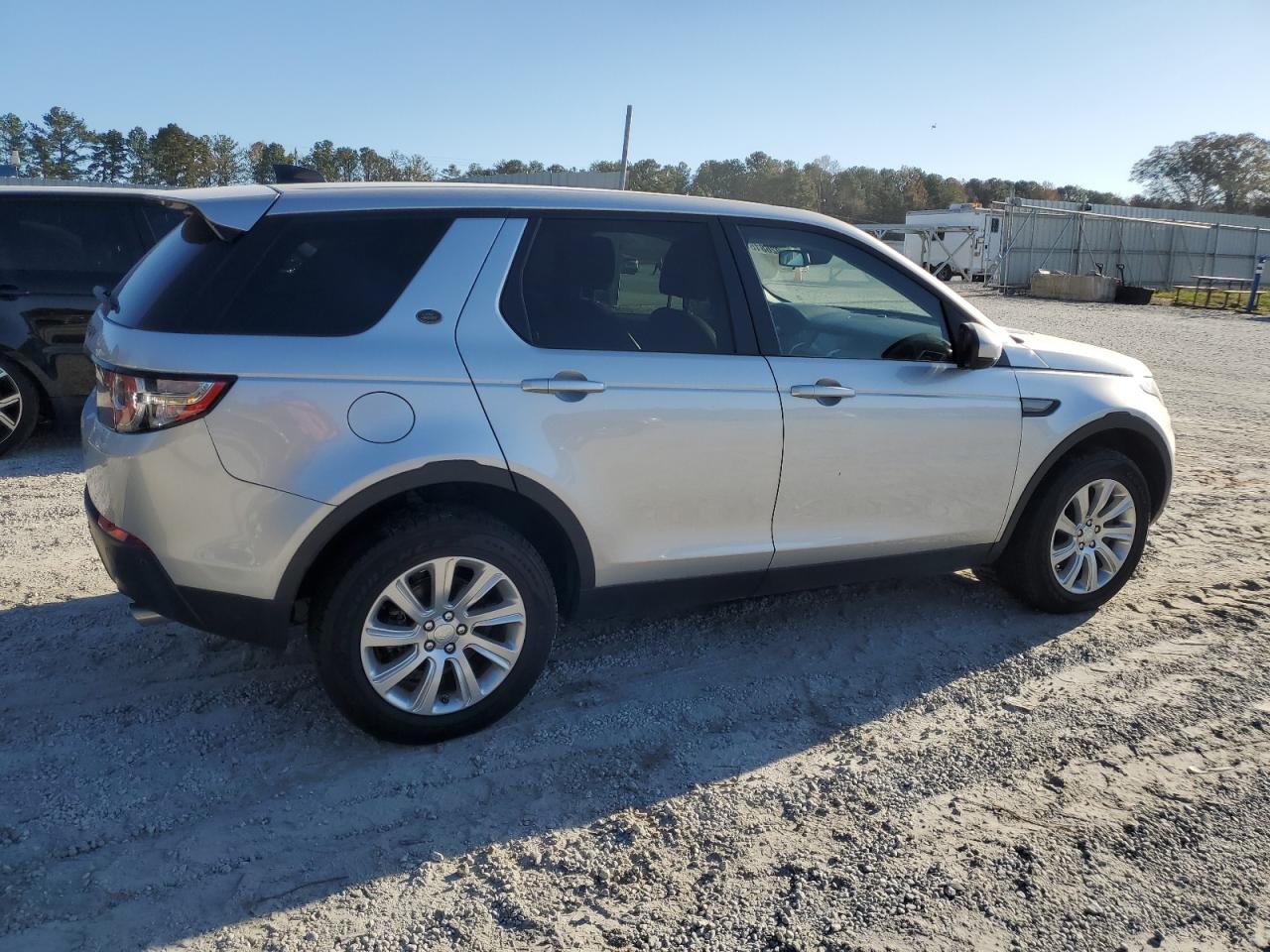 LAND ROVER DISCOVERY SE