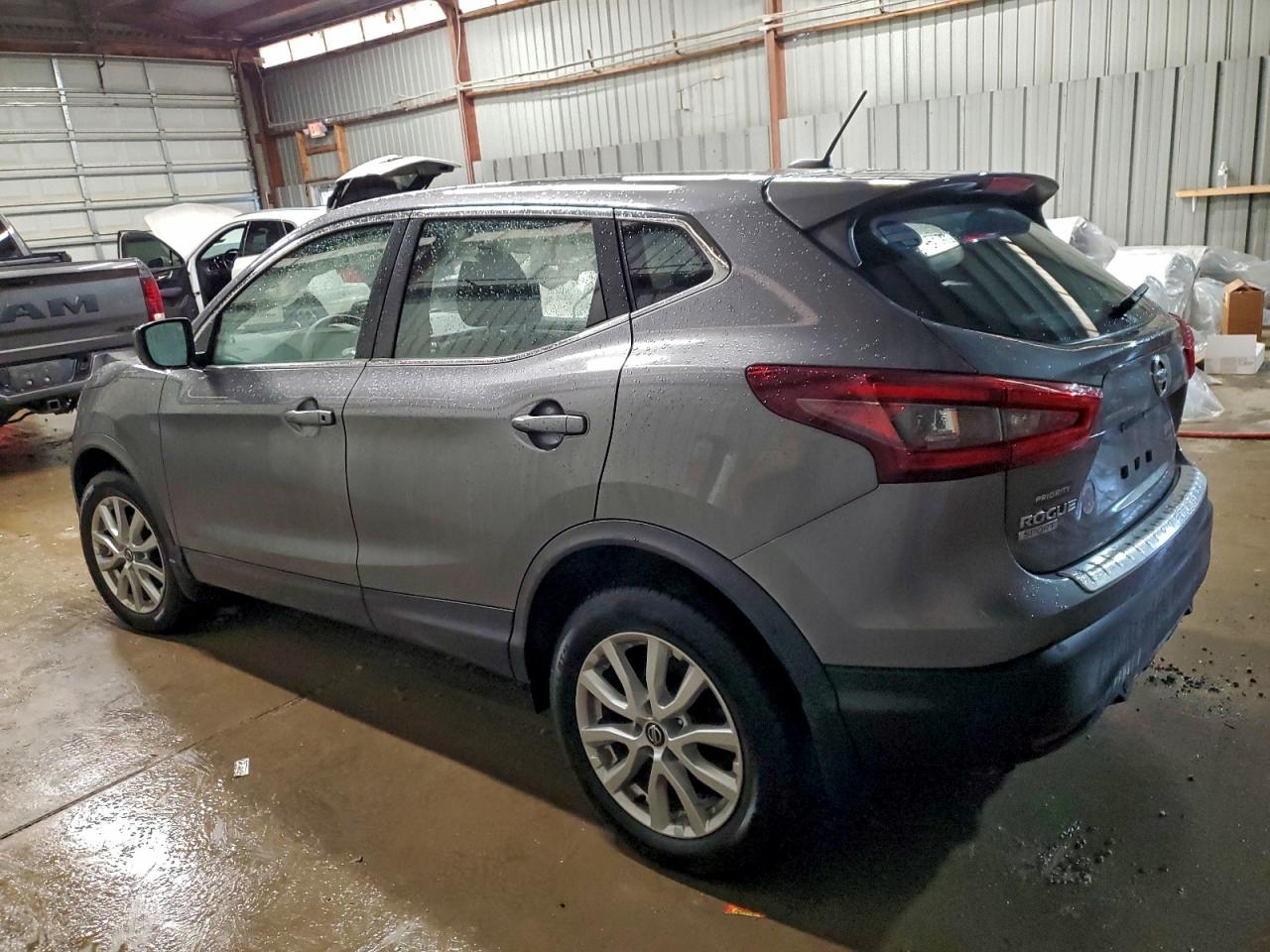 NISSAN ROGUE SPORT S