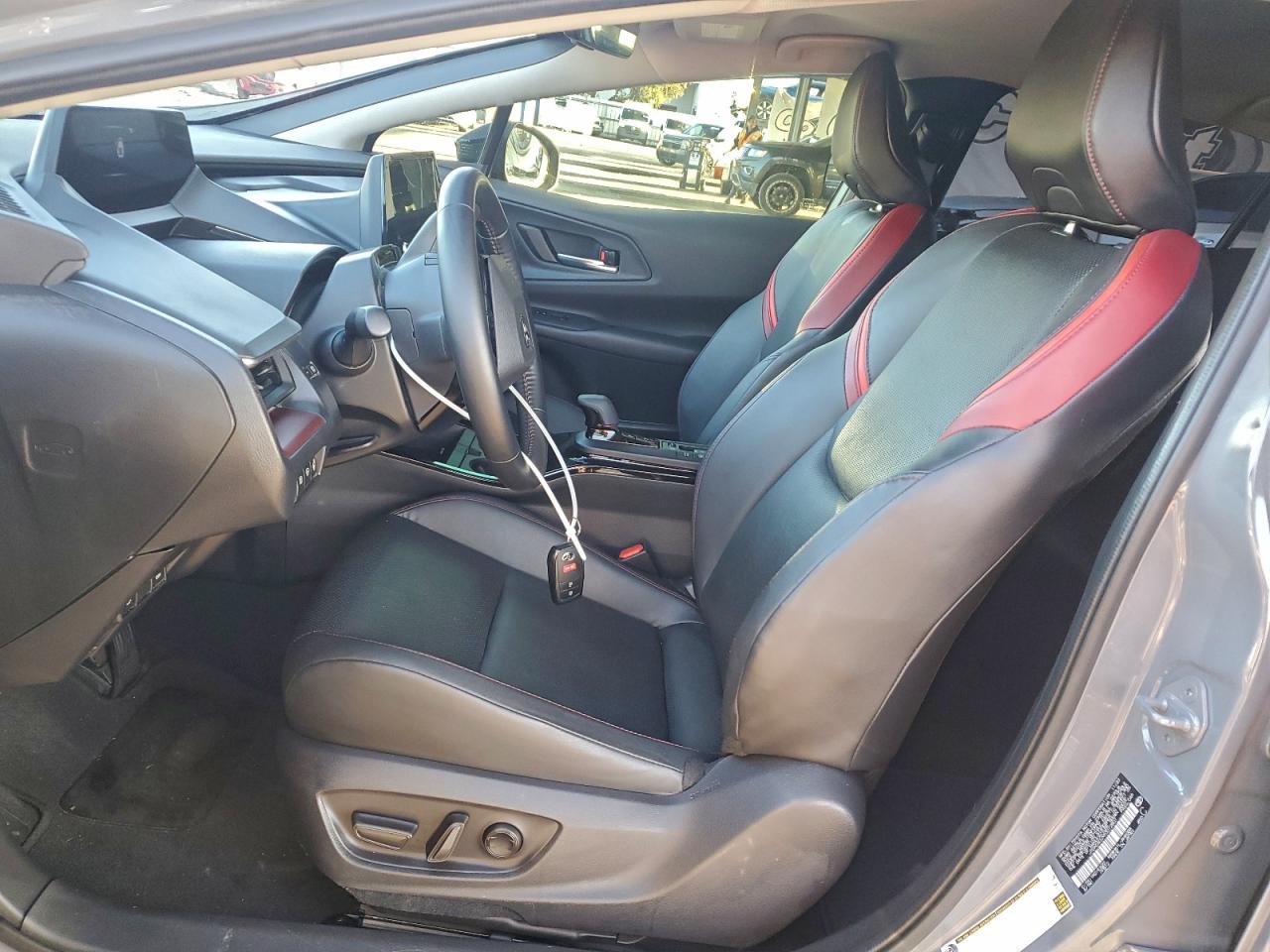 TOYOTA PRIUS PRIME SE