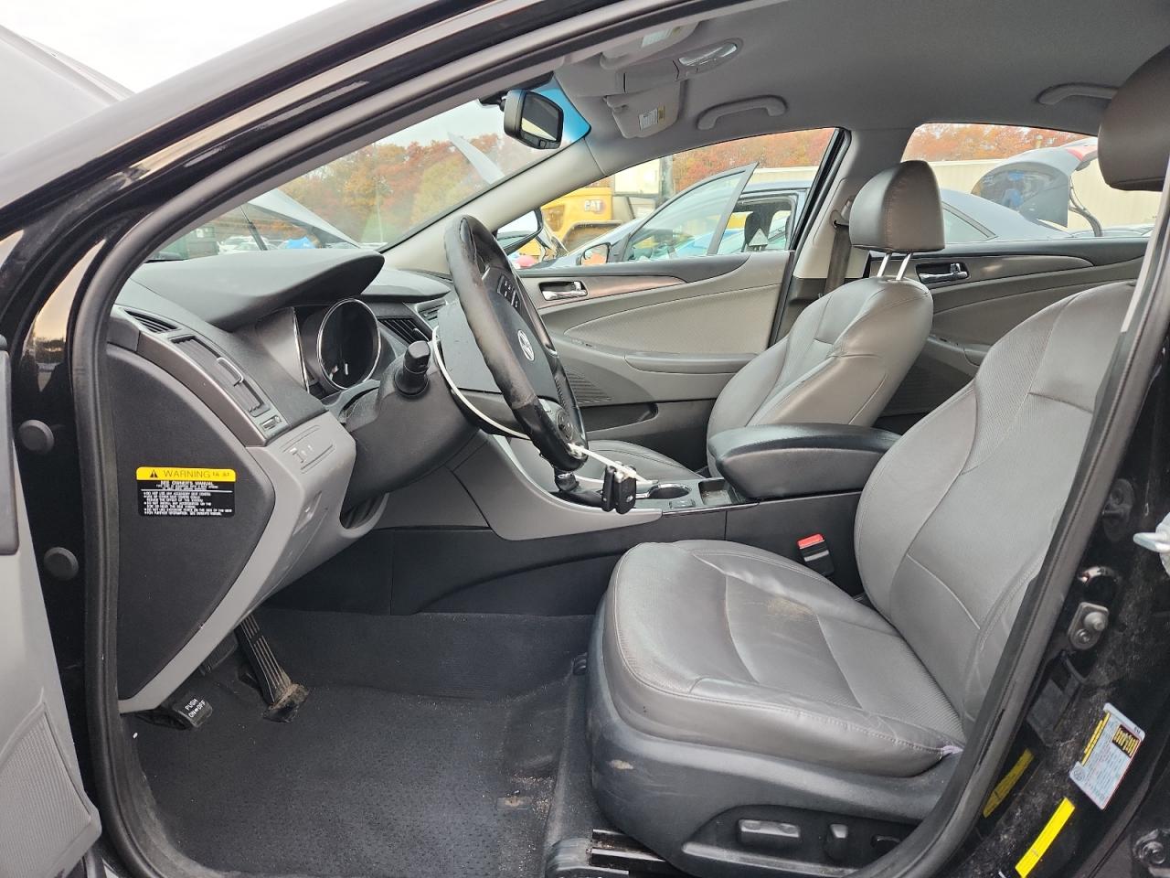 HYUNDAI SONATA HYBRID