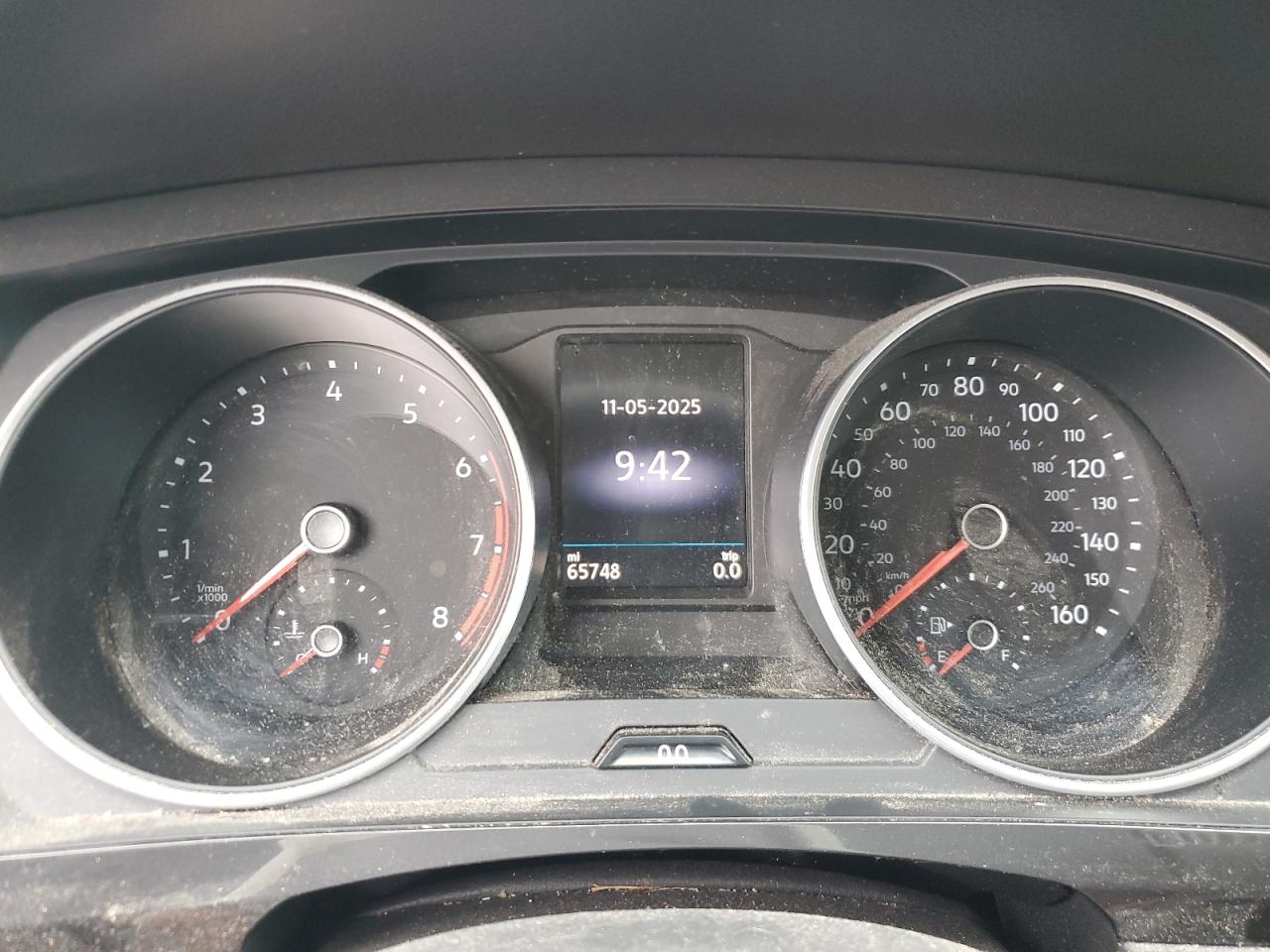 VOLKSWAGEN TIGUAN SE