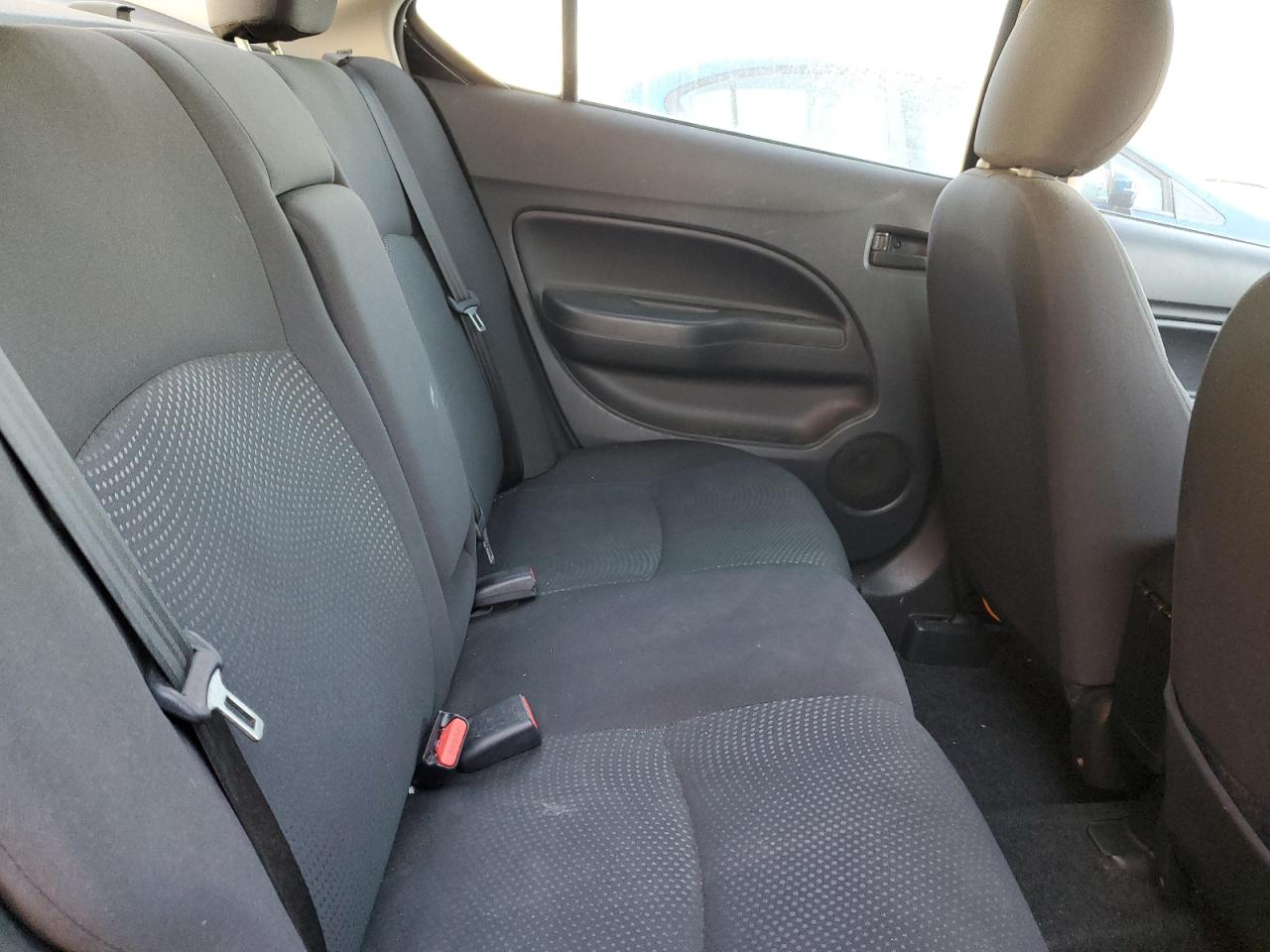 MITSUBISHI MIRAGE G4 ES