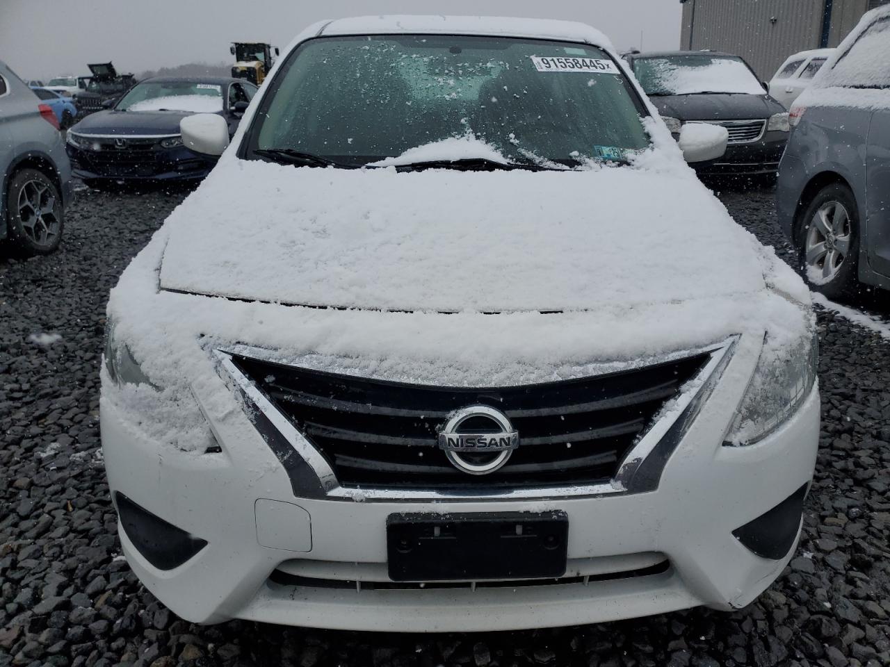 NISSAN VERSA S