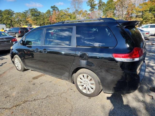 2014 TOYOTA SIENNA XLE #3294242874