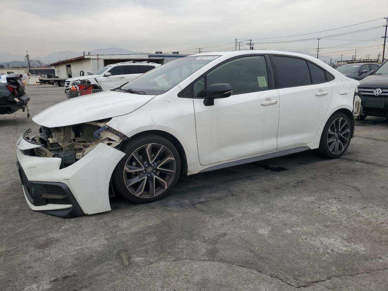 Lot #3312857091 2020 TOYOTA COROLLA SE