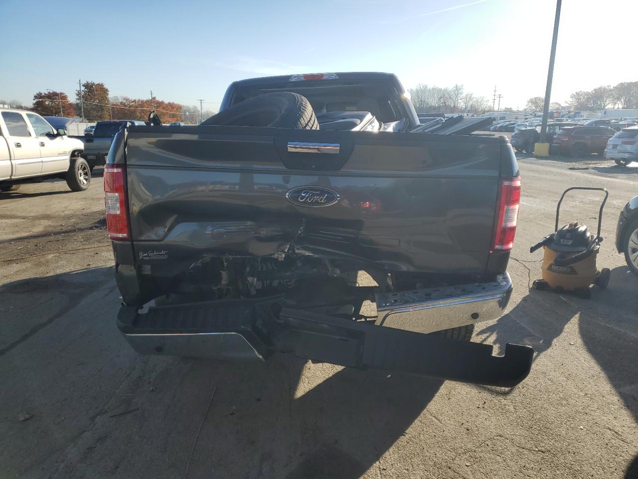 FORD F-150 SUPERCREW