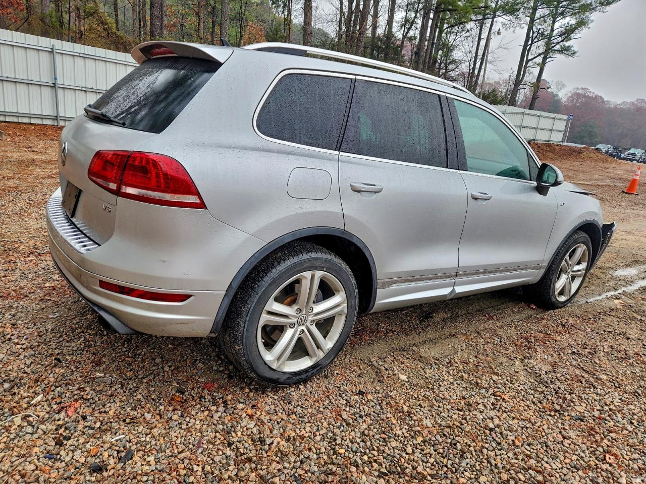 VOLKSWAGEN TOUAREG V6