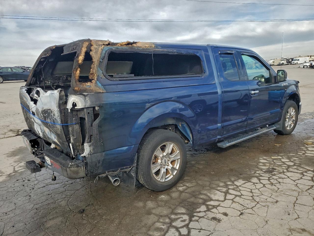 FORD F-150 SUPER CAB