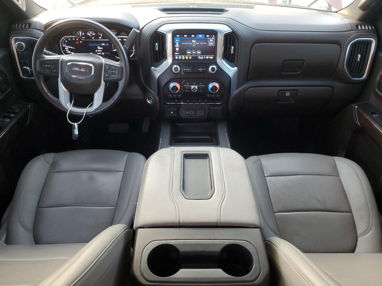 GMC SIERRA K1500 SLT