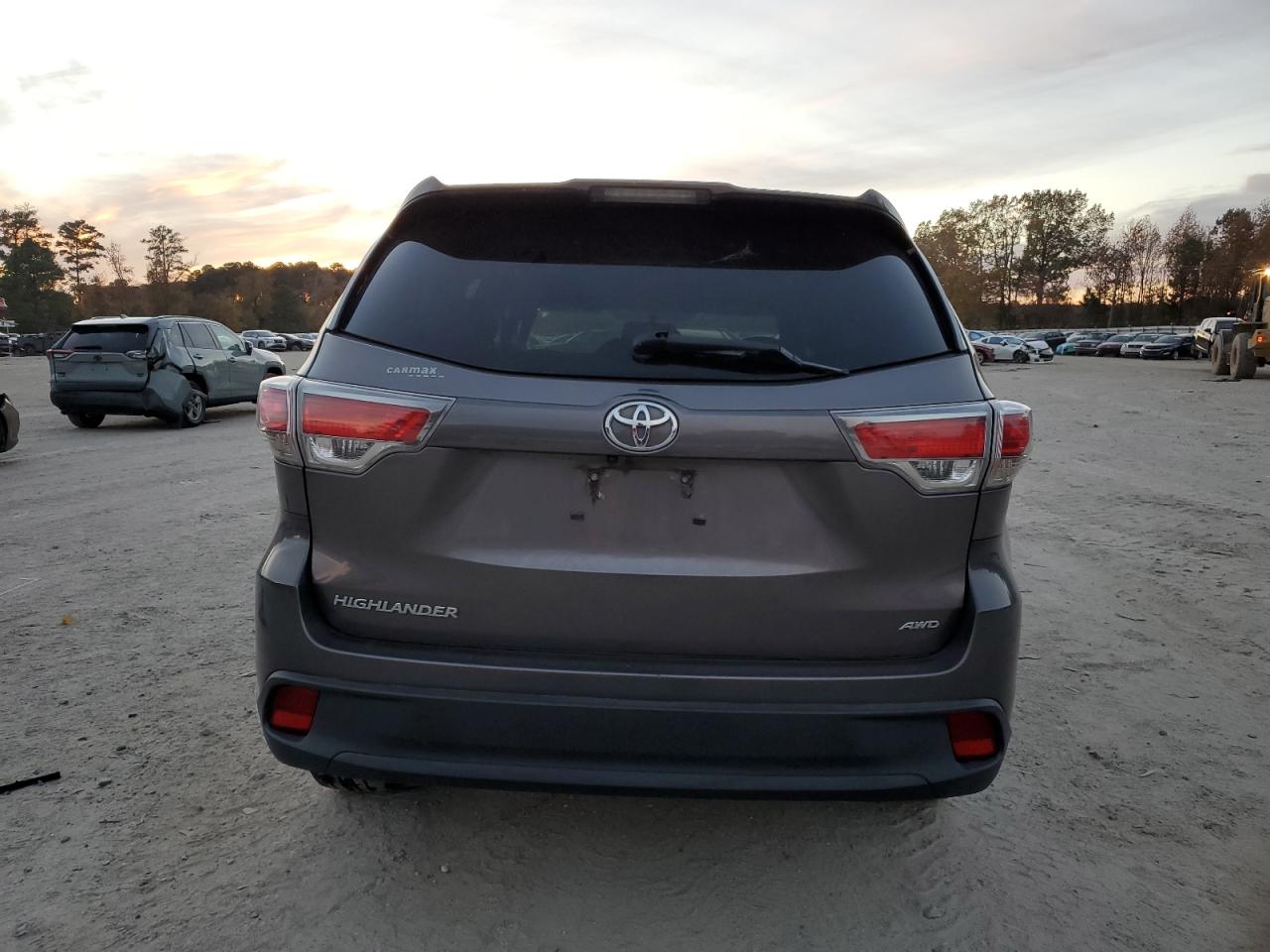 TOYOTA HIGHLANDER LE