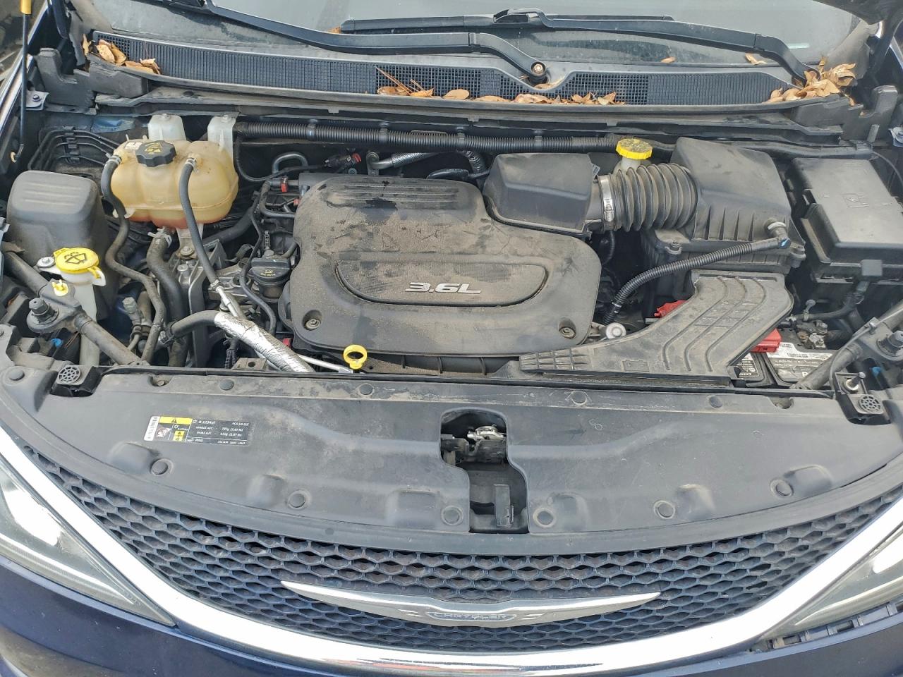 CHRYSLER PACIFICA TOURING L