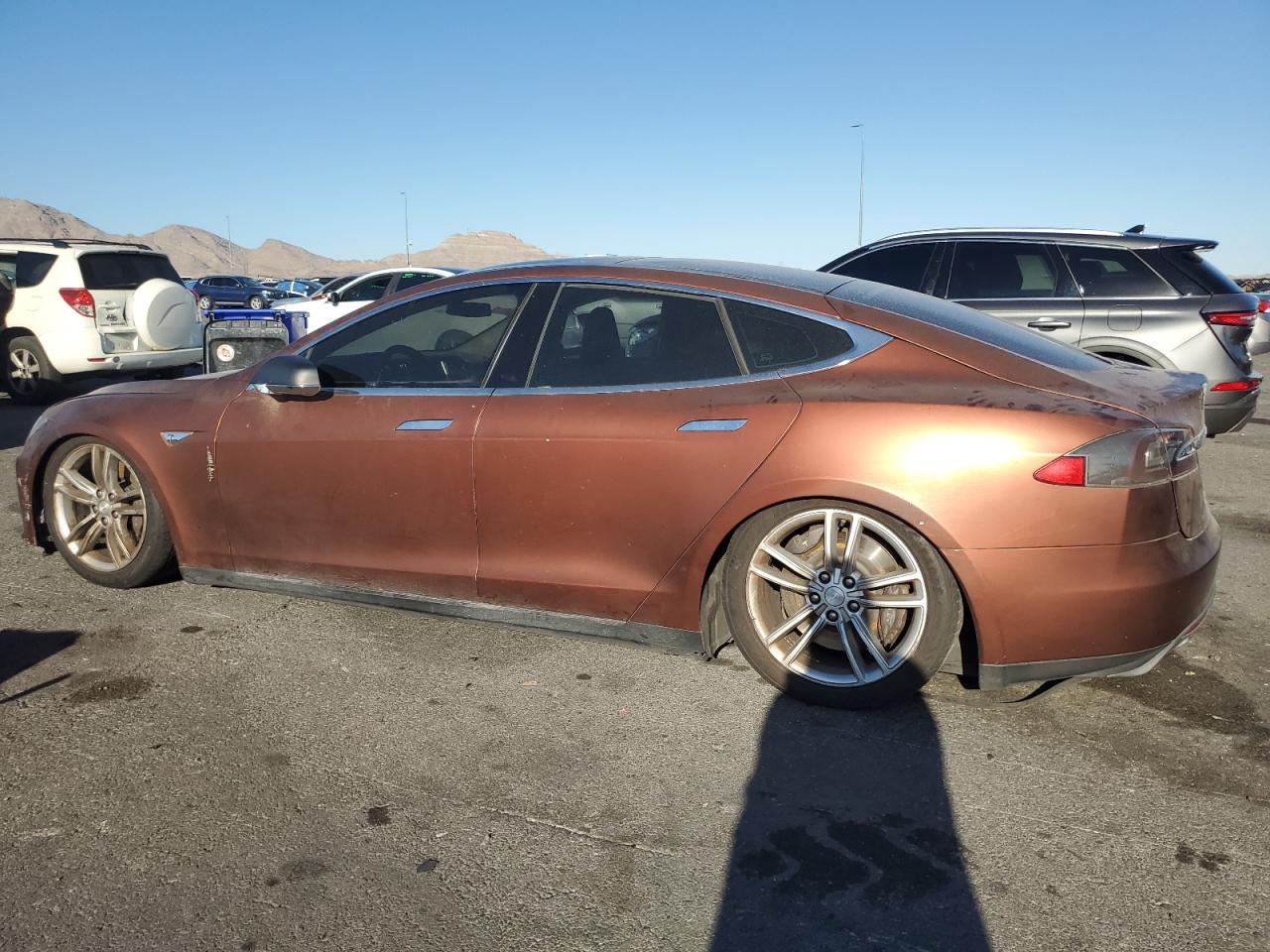 TESLA MODEL S