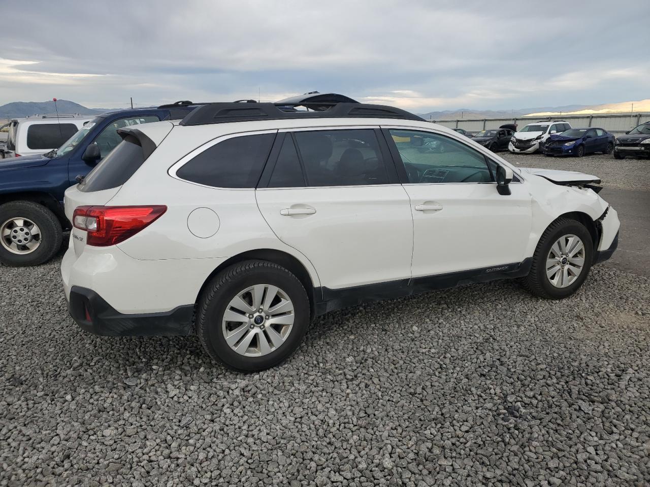 Lot #3315946086 2018 SUBARU OUTBACK 2.