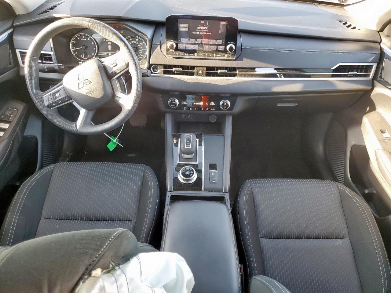 MITSUBISHI OUTLANDER ES