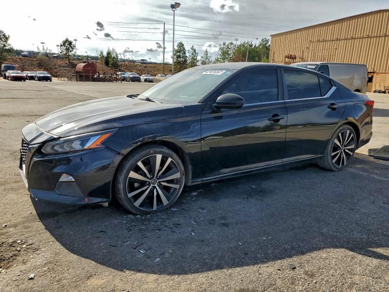 2019 NISSAN ALTIMA SR #3302818918