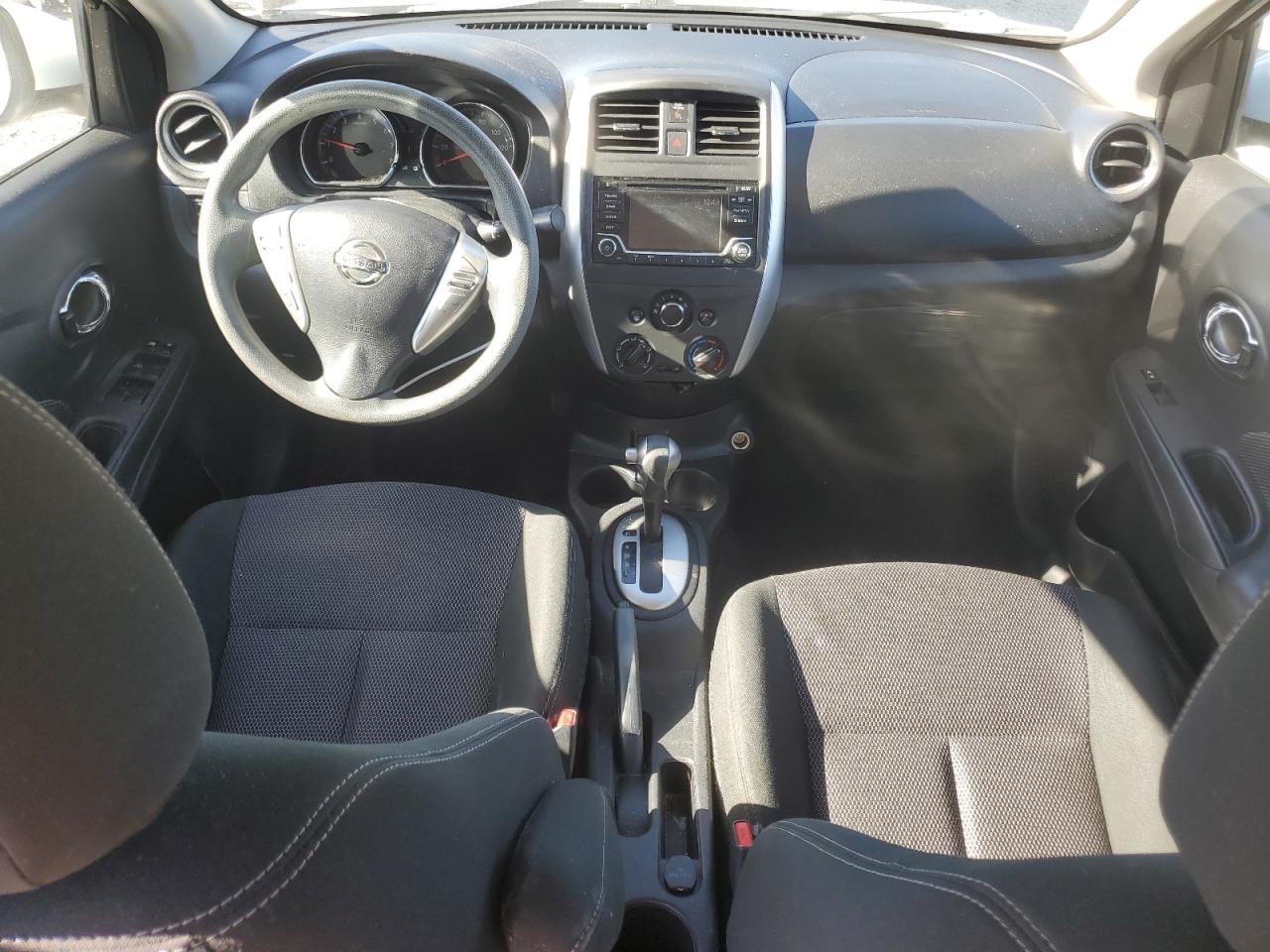NISSAN VERSA S