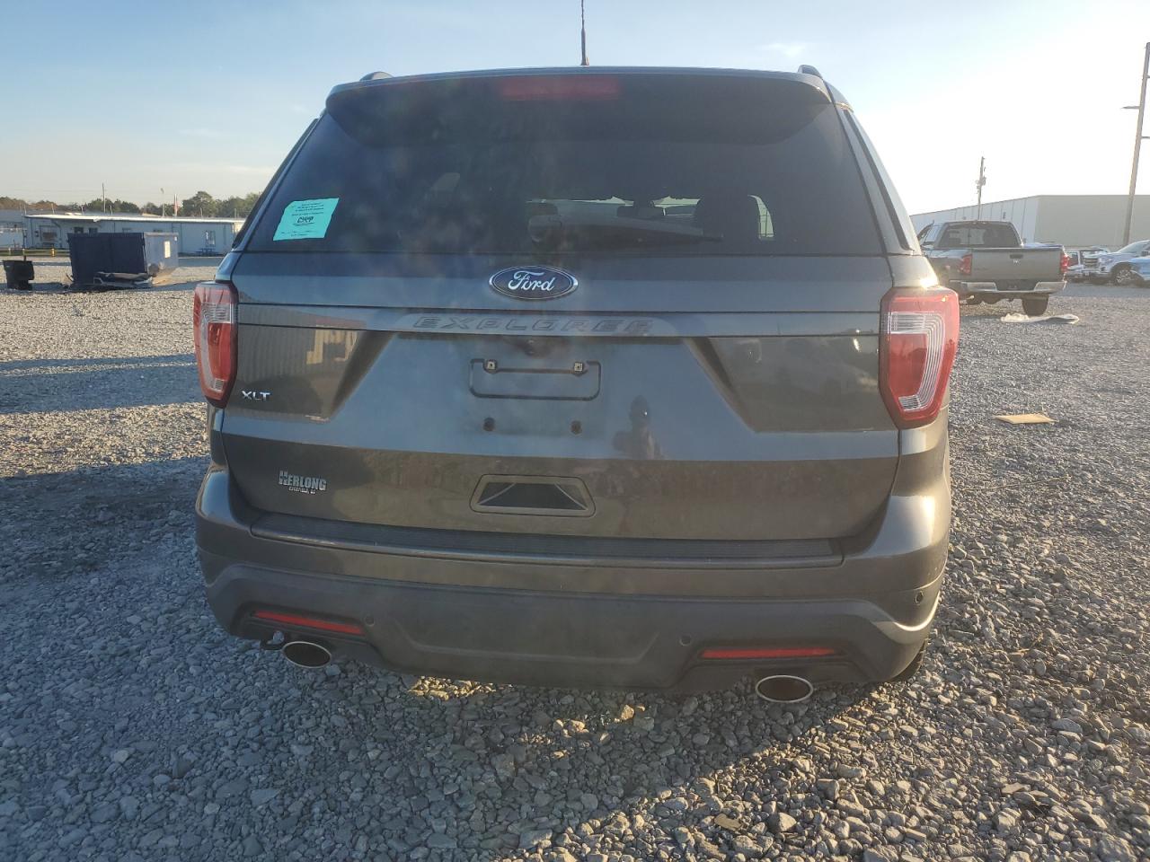 FORD EXPLORER XLT