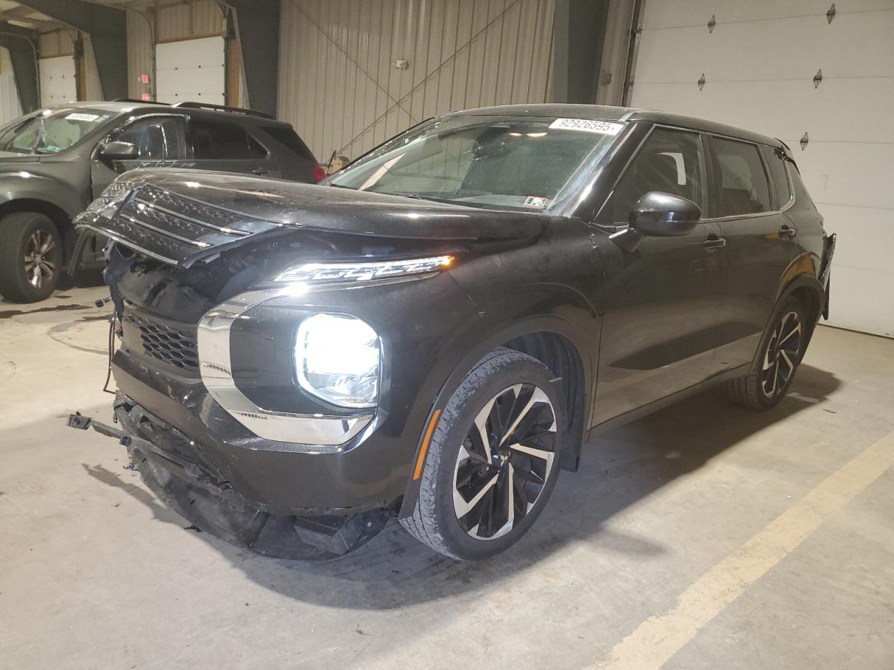 MITSUBISHI OUTLANDER ES