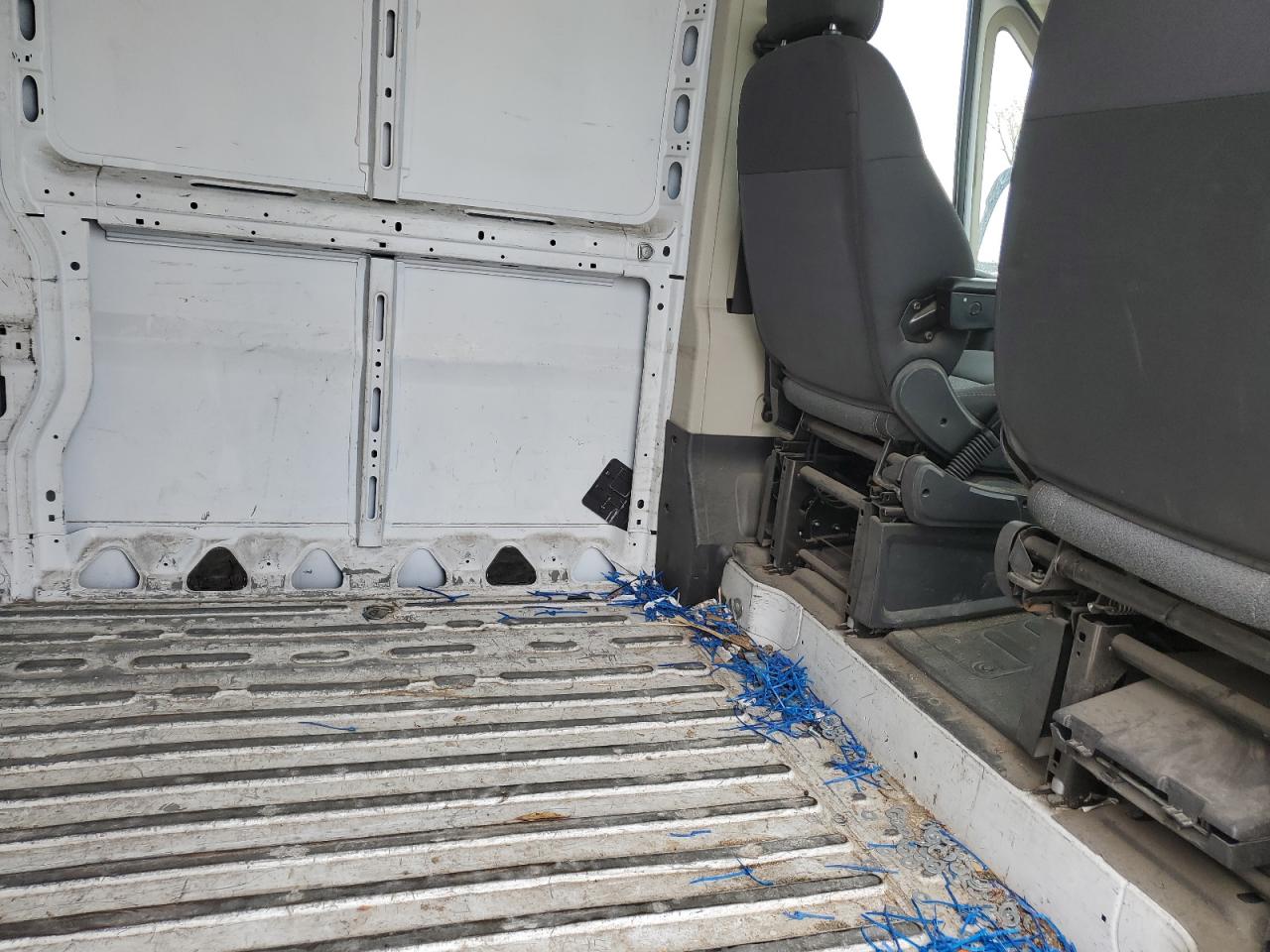 RAM PROMASTER 1500 HIGH