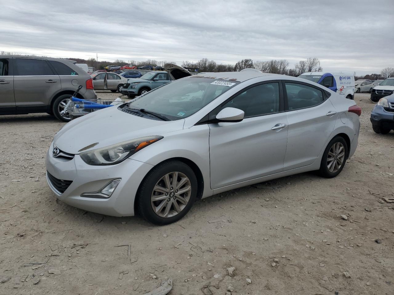 HYUNDAI ELANTRA SE